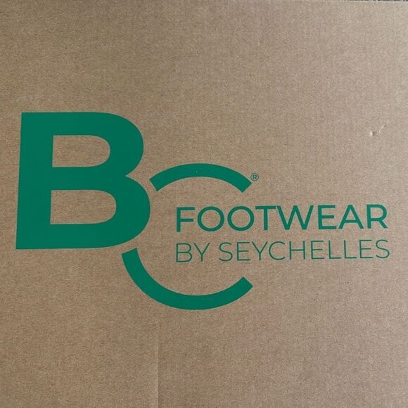 BC Footwear Heeled Boots - Picture 5 of 5